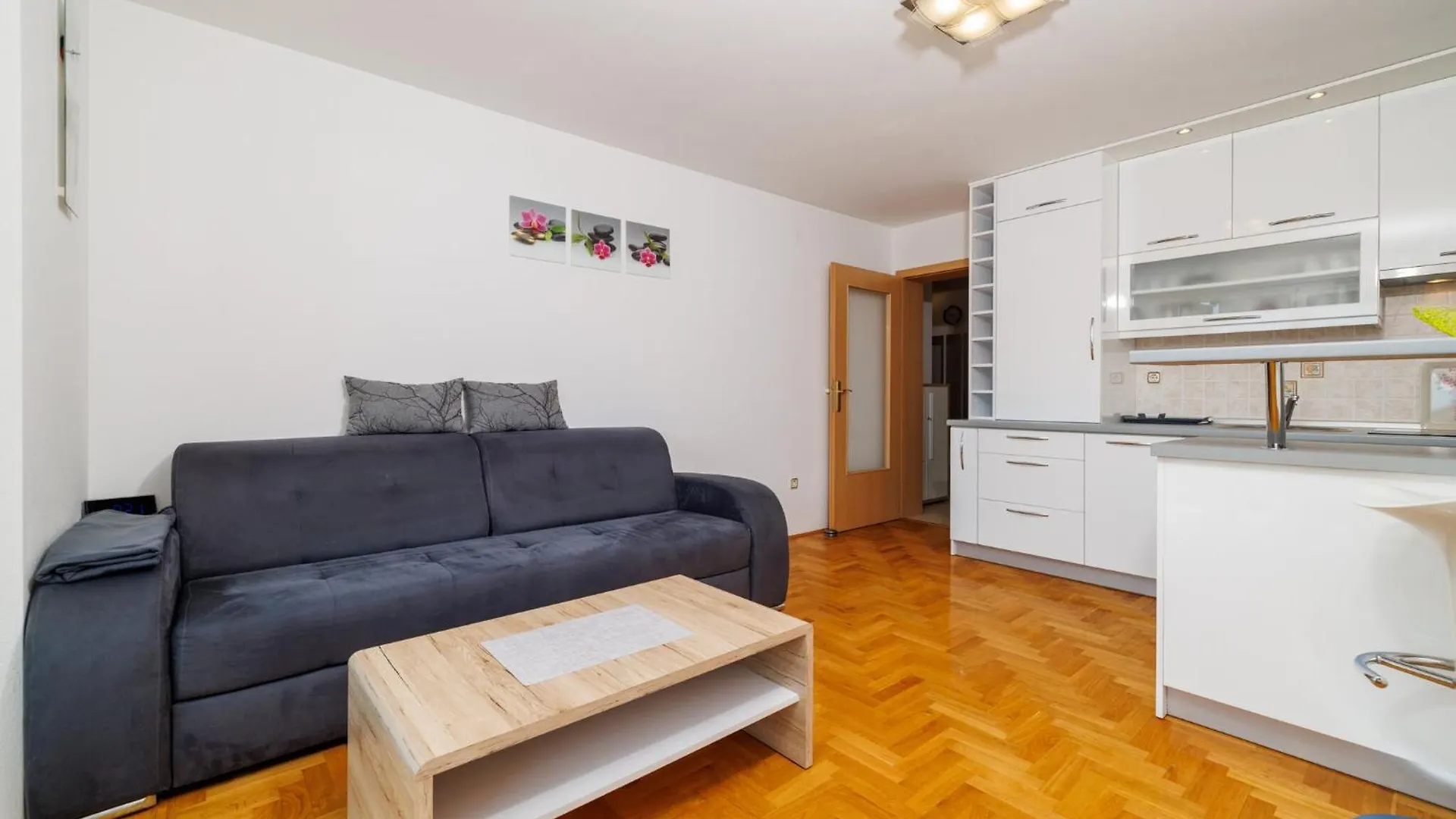 Lucia Apartment Crikvenica