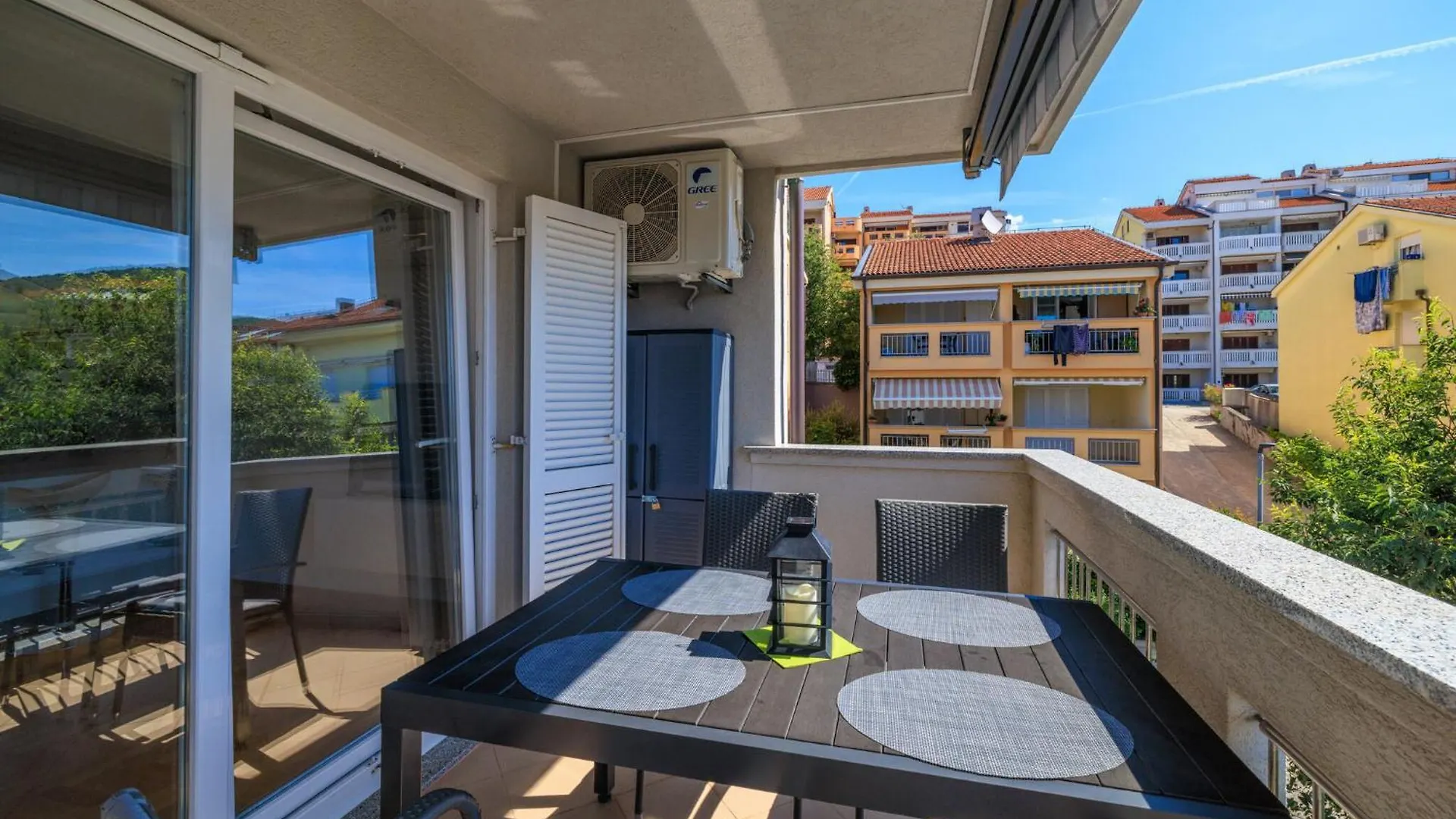 Lucia Apartment Crikvenica